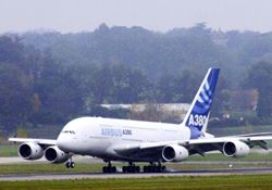 A380 İLK SEFERİNDE